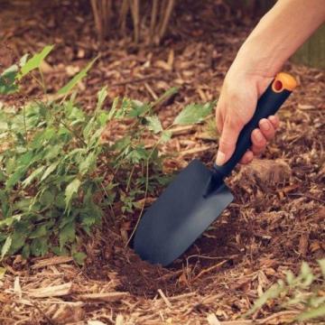 Совок посадочный FISKARS ErgoTM 1027017 [1027017] фото 3